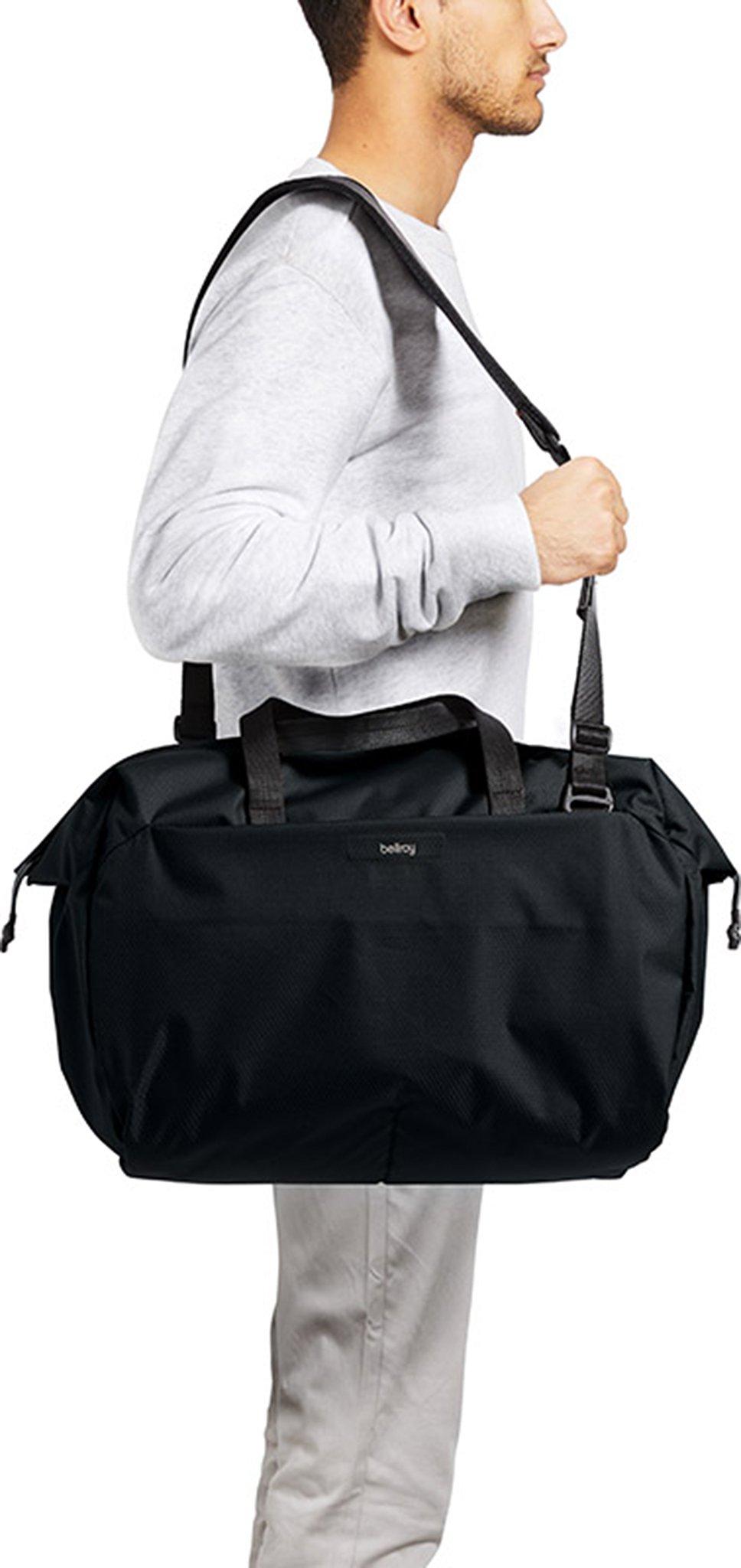 Product gallery image number 8 for product Lite Duffel Bag 30L